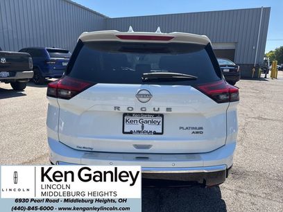 Used 2025 Nissan Rogue Platinum w/ Tech Package