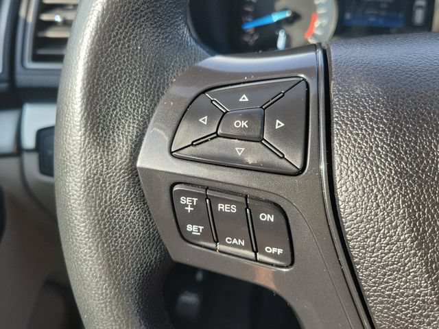 Used 2018 Ford Explorer XLT AWD/4WD image 13