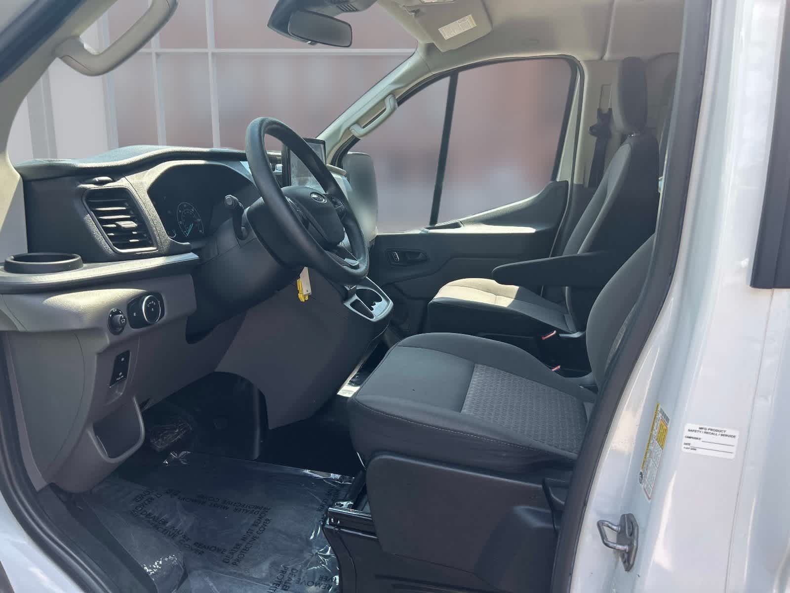 Used 2023 Ford Transit 350 XLT RWD image 17