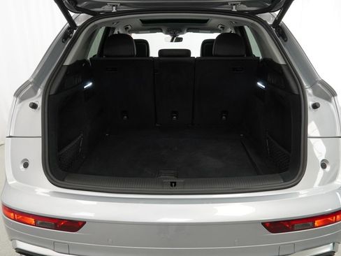 Used 2023 Audi Q5 2.0T Premium w/ Convenience Package AWD/4WD image 27