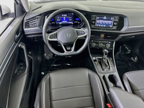 Used 2023 Volkswagen Jetta SE FWD image 22