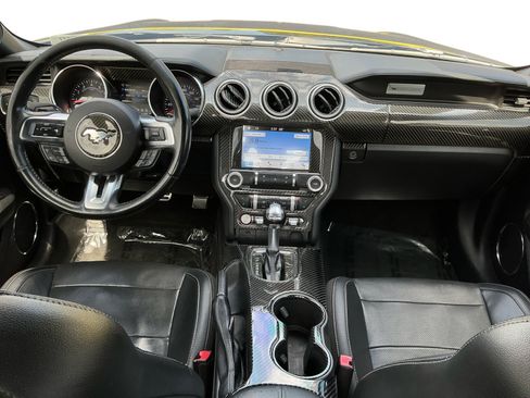 Used 2018 Ford Mustang GT Premium w/ Black Accent Package RWD image 10