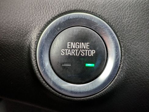 Used 2022 GMC Terrain SLE w/ Driver Convenience Package image 22