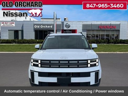Used 2025 Hyundai Santa Fe SEL AWD/4WD image 2