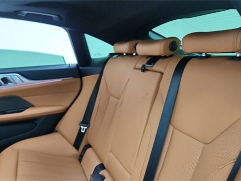 Used 2025 BMW i4 eDrive40 image 30