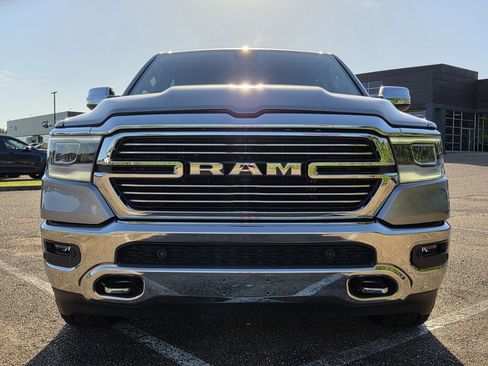 Used 2020 RAM 1500 Laramie RWD image 2