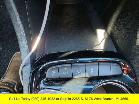 Used 2024 Buick Encore GX Sport Touring image 17