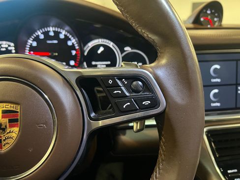 Used 2020 Porsche Panamera 4S image 14