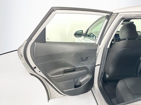 Used 2024 Hyundai Kona SE FWD image 26