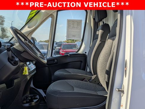 Used 2021 RAM ProMaster 2500 w/ Convenience Group image 17