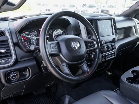 Used 2024 RAM 2500 Tradesman w/ Chrome Appearance Group image 19