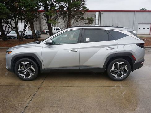 Used 2022 Hyundai Tucson SEL w/ Convenience + Premium Package FWD image 19