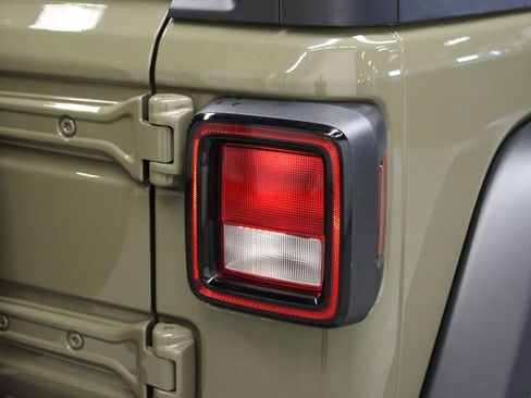 New 2026 Jeep Wrangler Sport S image 31