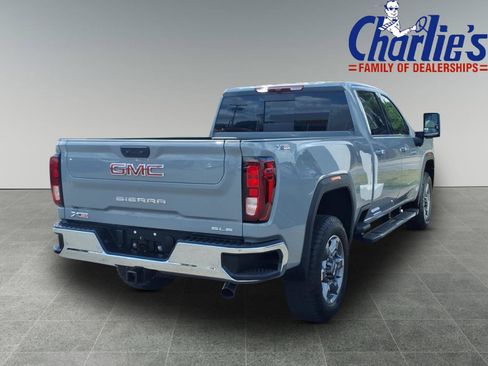 Used 2025 GMC Sierra 2500 SLE w/ SLE Value Package; AWD/4WD image 4