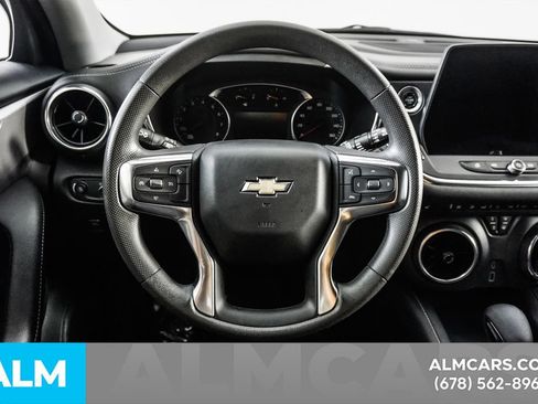 Used 2025 Chevrolet Blazer LT FWD image 20