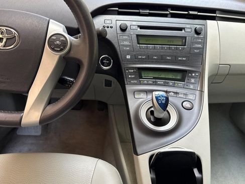 Used 2011 Toyota Prius Four FWD image 27