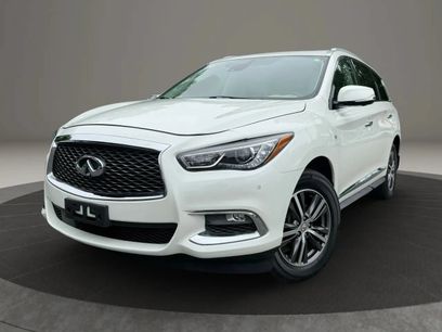 Used 2019 INFINITI QX60 Luxe w/ Essential Package