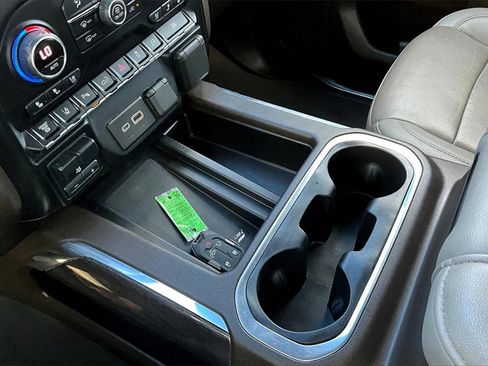 Used 2021 Chevrolet Silverado 3500 LTZ w/ LTZ Texas Edition image 19