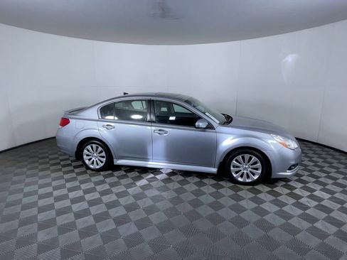 Used 2012 Subaru Legacy 3.6R Limited w/ Popular Pkg 2 image 9