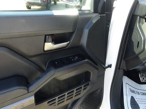 Used 2025 Toyota Tacoma TRD Sport AWD/4WD image 18