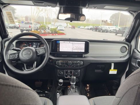 New 2026 Jeep Gladiator Sport image 18