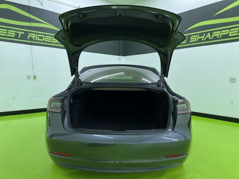 Used 2021 Tesla Model 3 Standard Range Plus RWD image 9