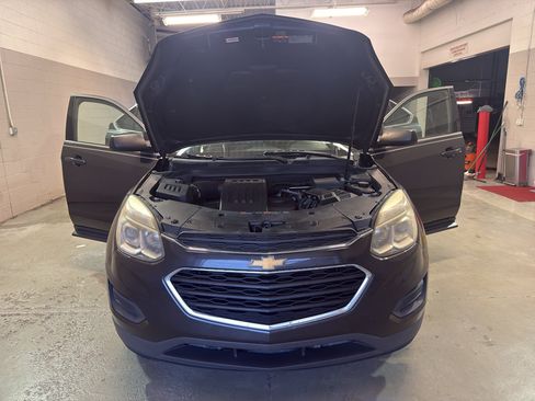 Used 2016 Chevrolet Equinox LS AWD/4WD image 10