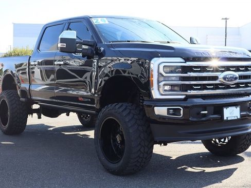 Used 2024 Ford F350 Platinum AWD/4WD image 7