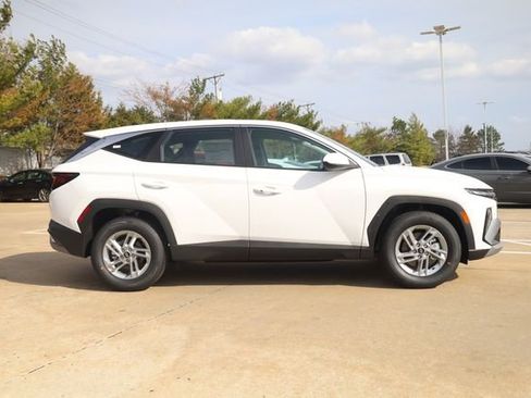New 2026 Hyundai Tucson SE FWD image 4