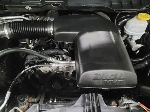 Used 2018 RAM 1500 Express w/ Express Value Package image 30