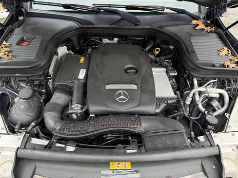 Used 2019 Mercedes-Benz GLC 300 GLC 300 image 16