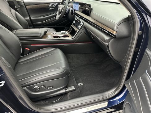 Certified 2026 Genesis GV80 3.5T Advanced AWD/4WD image 26