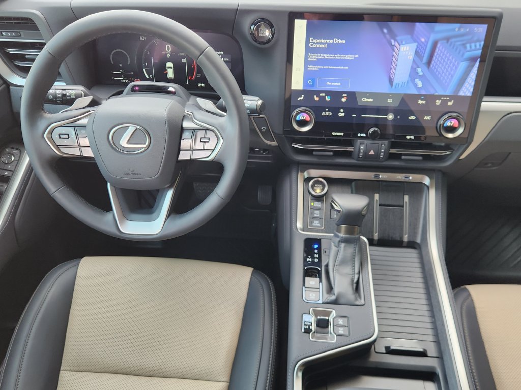 Certified 2025 Lexus GX 550 w/ Accessory Package (CT) AWD/4WD image 27