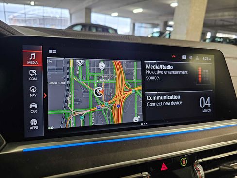 Used 2022 BMW X5 xDrive45e w/ M Sport Package image 17