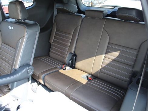 New 2026 GMC Acadia Denali Ultimate image 11