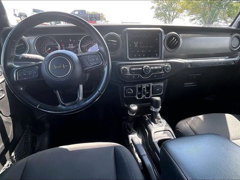 Used 2022 Jeep Wrangler Unlimited Sport AWD/4WD image 16
