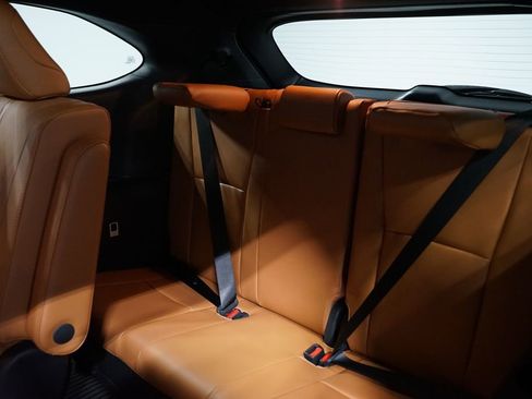 New 2026 Toyota Highlander Platinum image 33