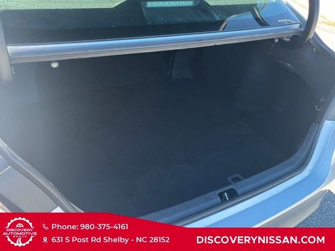 Used 2019 Toyota Camry LE image 29