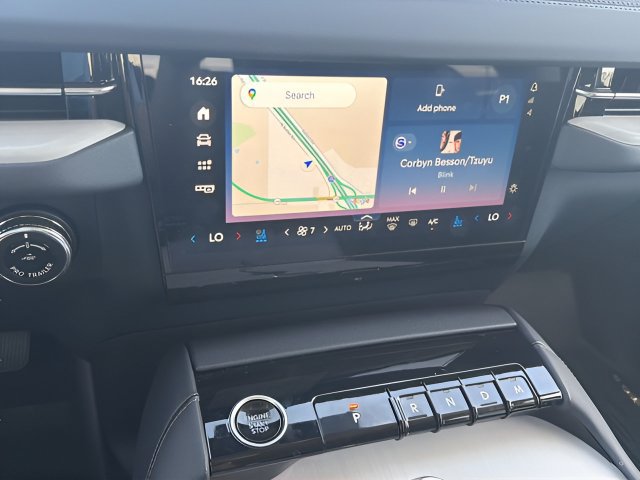 New 2025 Lincoln Navigator Reserve AWD/4WD image 22