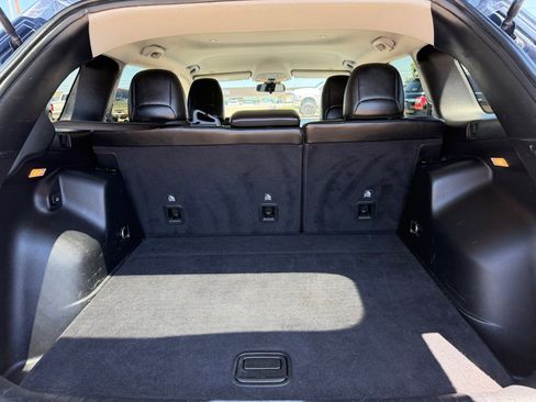 Used 2019 Jeep Cherokee Latitude Plus FWD image 8
