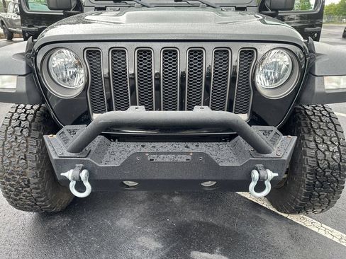 Used 2021 Jeep Wrangler Unlimited Rubicon AWD/4WD image 28