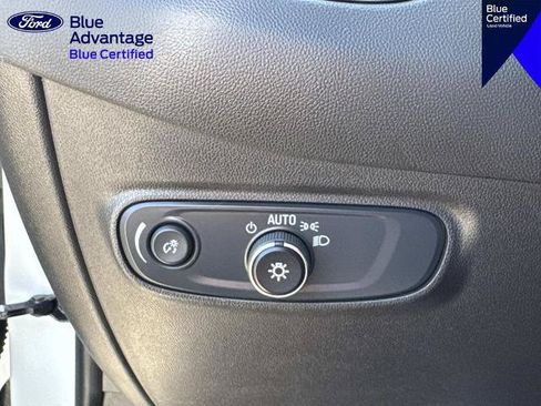 Used 2024 Chevrolet Equinox LT FWD image 31
