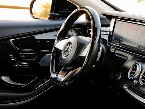 Used 2017 Mercedes-Benz S 550 Cabriolet image 18