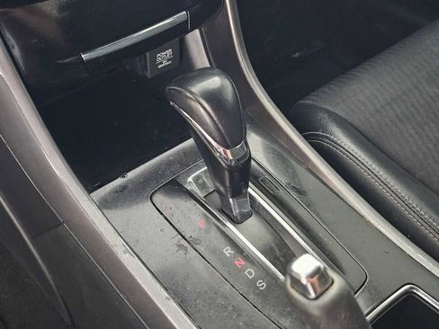 Used 2017 Honda Accord Sport image 30