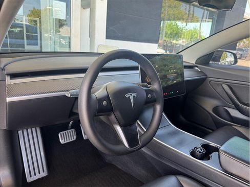Used 2019 Tesla Model 3 Standard Range Plus RWD image 18