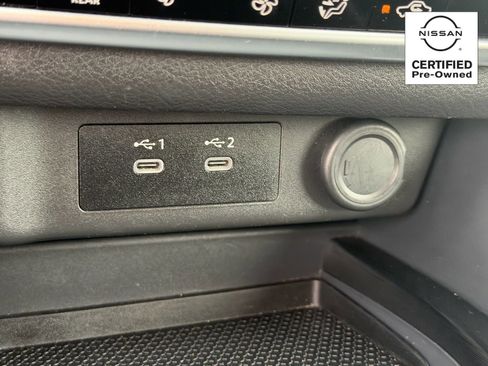 Certified 2025 Nissan Rogue SV FWD image 29