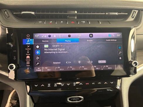 New 2026 Jeep Grand Cherokee Limited w/ Trailer Tow Package AWD/4WD image 24