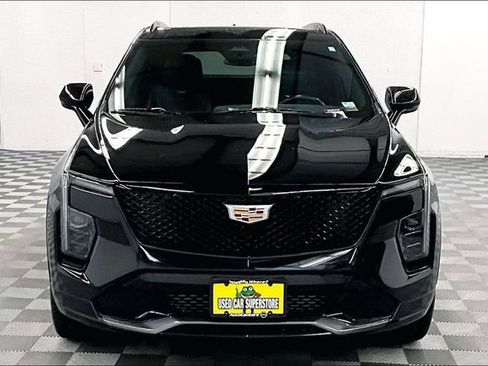 Used 2024 Cadillac XT4 Sport w/ LPO, Floor Liner Package AWD/4WD image 4