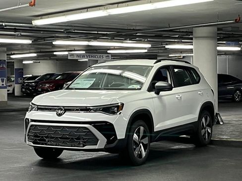 New 2026 Volkswagen Taos S AWD/4WD image 5