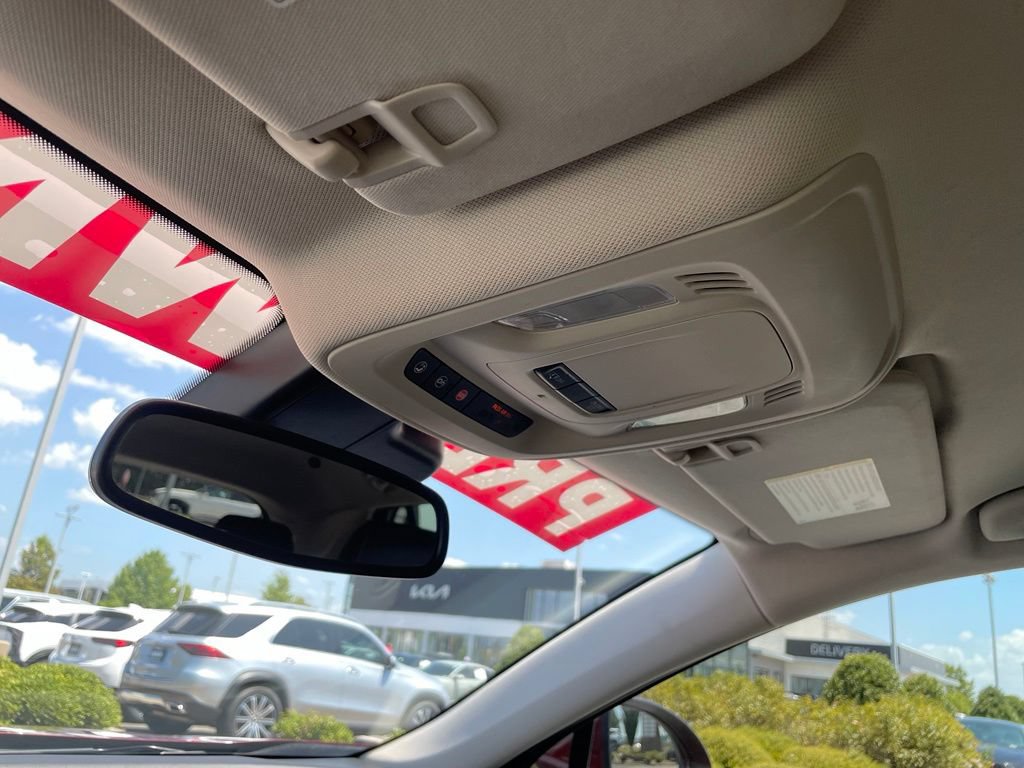 Used 2023 Buick Envision Essence FWD image 23